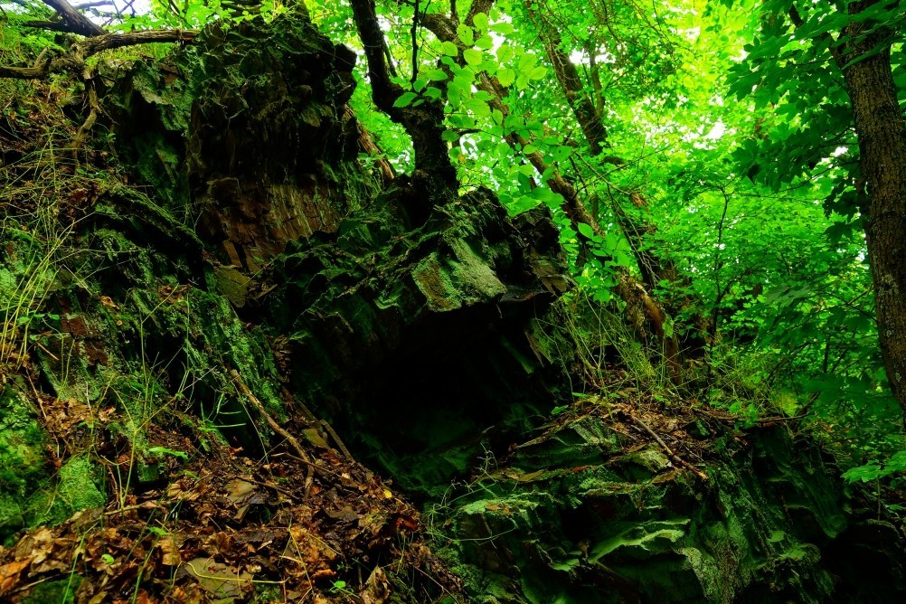 Северский Дрнец, таинственный водопад, мельница, скальные обнажения