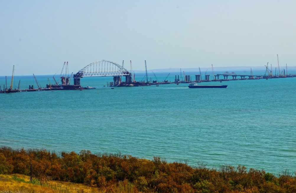 Строительство Крымского моста в Керчи