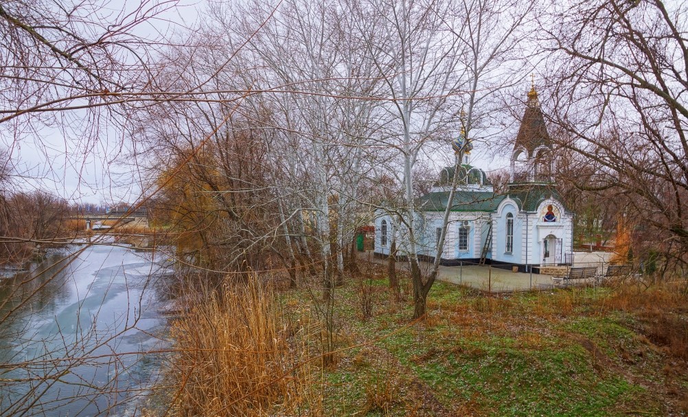 Покровская церковь в Кагальницкой