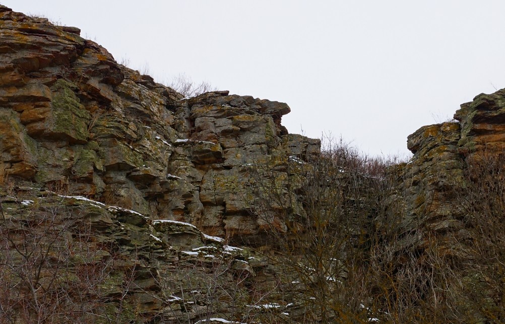 Дальние скалы, Садковские скалы, Зайцевские скалы. Зимой на берегу Кундрючьей