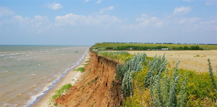 Петераковы мосты, поселок разрушенный европейцами во время Крымской войны