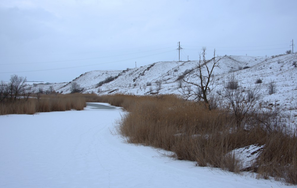 Зимние скалы на реке Быстрой