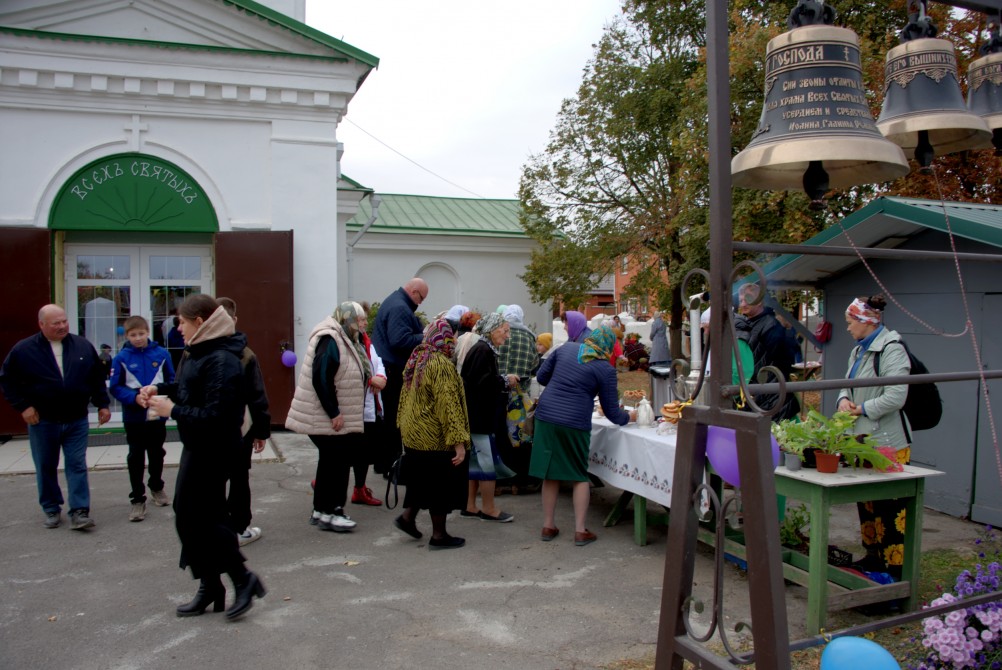 семейный праздник в честь Покрова Пресвятой Богородицы с слободе Синявской