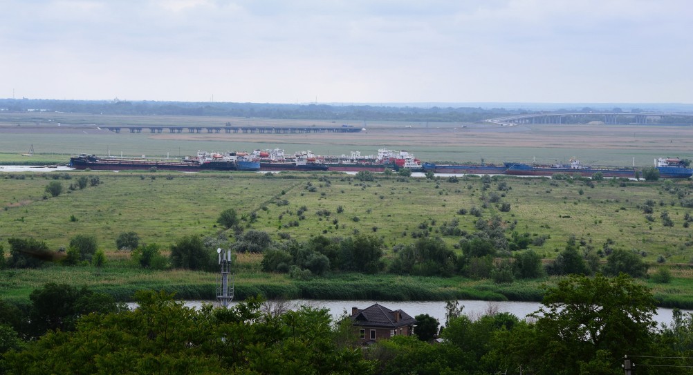 Берданосовка, виды на займище, корабли, мосты