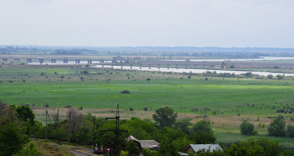 Берданосовка, виды на займище, корабли, мосты