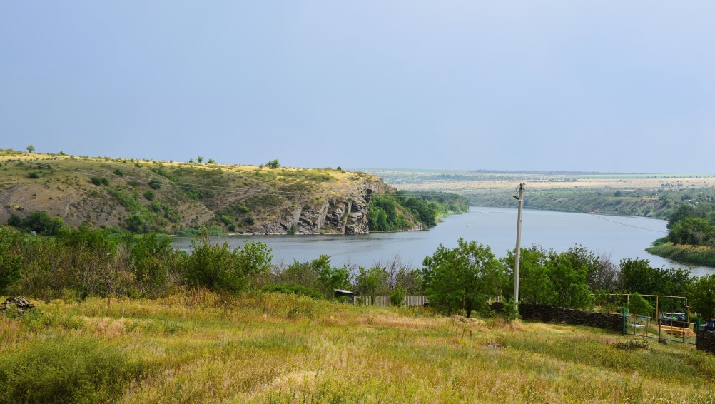 Кутовские скалы на Северском Донце у хутора Виноградного