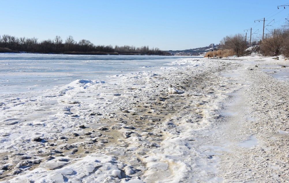 Стрелка Дона и Аксая в Крещенские морозы