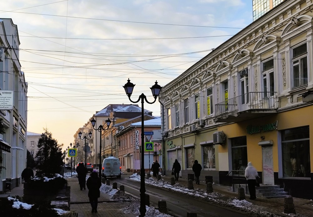 Морозное утро на проспекте Семашко