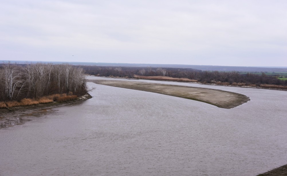 Нижнепалеолитические местонахождения Хрящи и Михайловское, расположенные в устье Северского Донца 