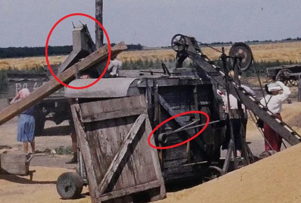 Стационарная молотилка в ростовском колхозе в 1958 г. 