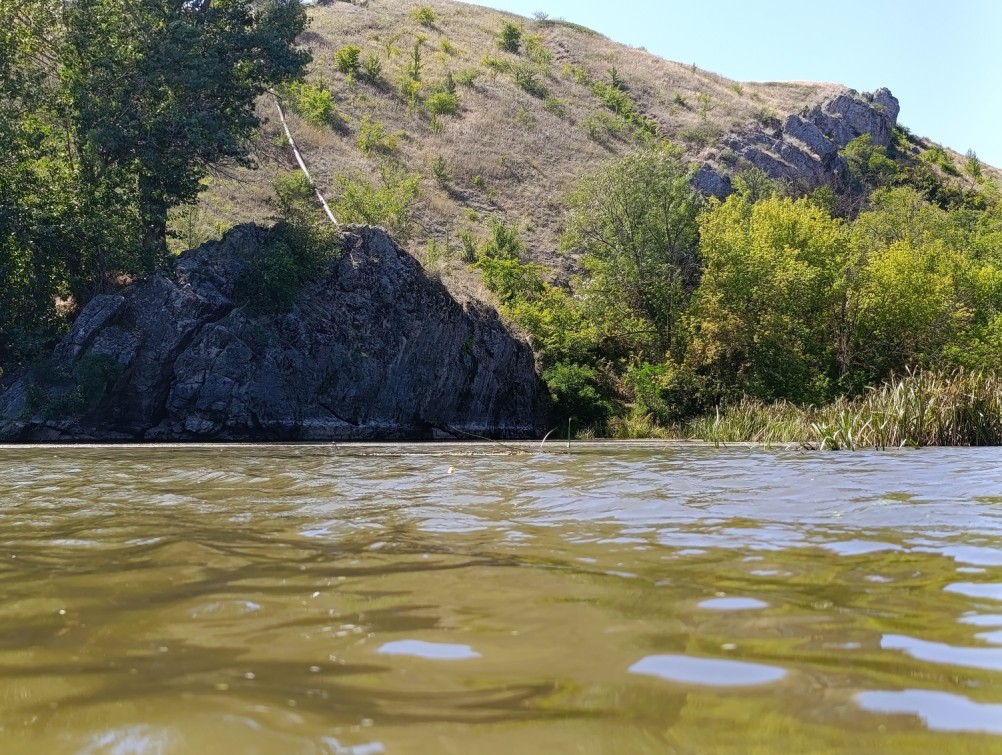 Белая скала на Калитве, водяной и старая гребля