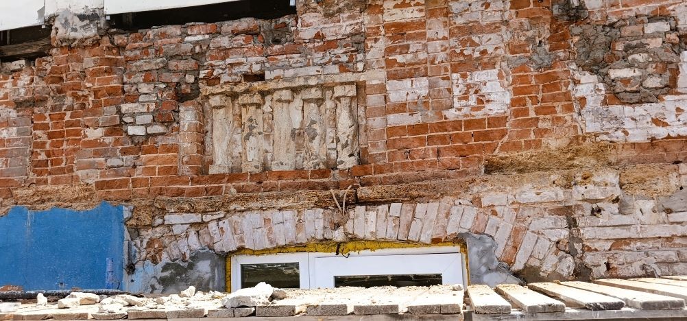 Старинный фасад Торговых рядов Московская 52
