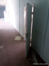 Подхожу к кабинету математики на 3-м этаже 02