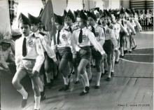 Смотр строя и песни (3-и классы, февраль-1984) 6