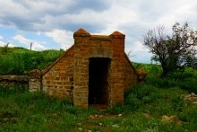 Вокзал, Донецкий кряж, железная дорога, ласточка, гнездо