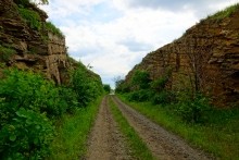 Вокзал, Донецкий кряж, железная дорога, ласточка, гнездо