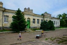 Старинные здания станицы Мечетинской