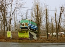 Памятники автомобилям. ПАЗ