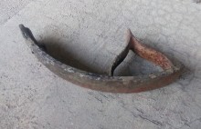 Верхнесазонов, исчезнувший хутор, долина камней, развалины исчезнувшего хутора Верхнесазонов, старинный обмолот зерна, колесо от старинной техники