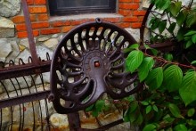 Станица Еланская, музей геноцида казачества.  Старинная сельхозтехника.