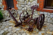 Станица Еланская, музей геноцида казачества.  Старинная сельхозтехника.