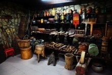 Станица Еланская, музей геноцида казачества.  Утварь и инструменты старинного казачьего быта