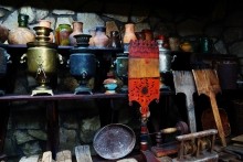 Станица Еланская, музей геноцида казачества.  Утварь и инструменты старинного казачьего быта