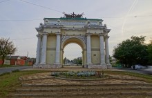 Александр I, последнее путешествие в Таганрог, Триумфальные арки в Новочеркасске