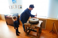 Донецкий музей, станица Гундоровская.  Казачьи сельхозорудия