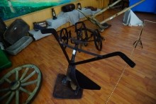 Донецкий музей, станица Гундоровская.Донецкий музей, станица Гундоровская.  Казачьи сельхозорудия