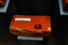 Выставка "Кирпичный вопрос" в Азовском историко-археологическом и палеонтологическом музее-заповеднике. Клейма на кирпичах.