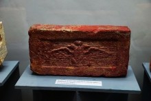 Выставка "Кирпичный вопрос" в Азовском историко-археологическом и палеонтологическом музее-заповеднике.  Клейма на кирпичах.