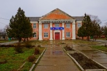 Хутор Сусат на берегу одноименной реки. Дом культуры