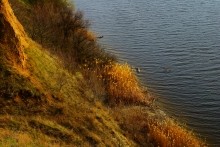 Глиняные скалы на Северском Донце и окопы над рекой.