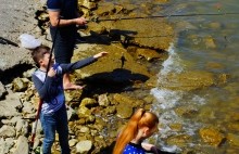 Большая рыбалка на Пушкинской набережной в Таганроге.