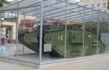 Танки Гражданской войны. Памятник в Архангельске.