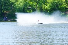 Соревнования по водно-моторному спорту на Северном водохранилище в Ростове-на-Дону