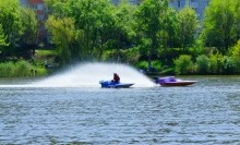 Соревнования по водно-моторному спорту на Северном водохранилище в Ростове-на-Дону