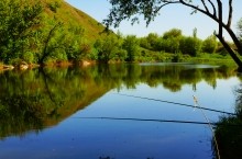 Скалы у поселка Жирнов на реке Быстрой