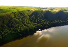 Удивительно красивый Бородиновский лес и скалы по берегам Северского Донца.