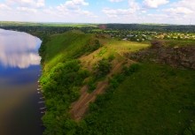 Удивительно красивый Бородиновский лес и скалы по берегам Северского Донца.