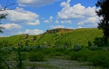 Удивительно красивый Бородиновский лес и скалы по берегам Северского Донца.