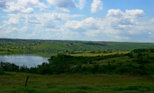 Удивительно красивый Бородиновский лес и скалы по берегам Северского Донца.
