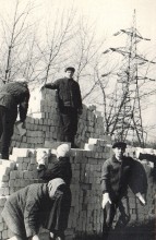 Стройка жилого дома кровавым методом