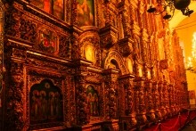 Осень над сДоном у станицы Старочеркасской. Иконостас Воскресенского Войскового собора.