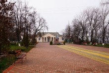 Менгиры у хутора Керчик-Савров на берегу реки Керчик.