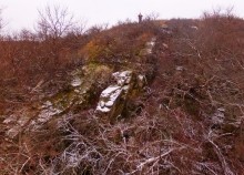 Менгиры у хутора Керчик-Савров на берегу реки Керчик.