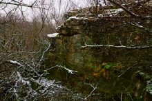 Менгиры у хутора Керчик-Савров на берегу реки Керчик.