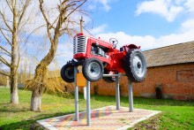 Коммуна Сеятель основанная в 1922 г. выходцами из Америки и Финляндии в Сальском районе Ростовской области.