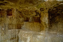 Памятник природы "Меловые дивы в Лысогорке" и подземный монастырь